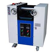 厂家供应PVC双辊开炼机小型二辊压片机对色用压片机