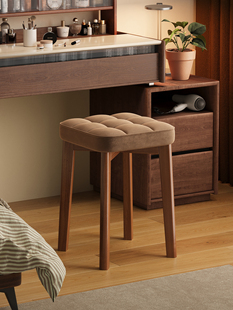 实木凳子化妆凳女生卧室家用梳妆台椅子美甲方凳软包板凳轻奢高级