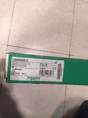 全新原装施耐德140ARI03010电源模块未开封官方质保一年现货