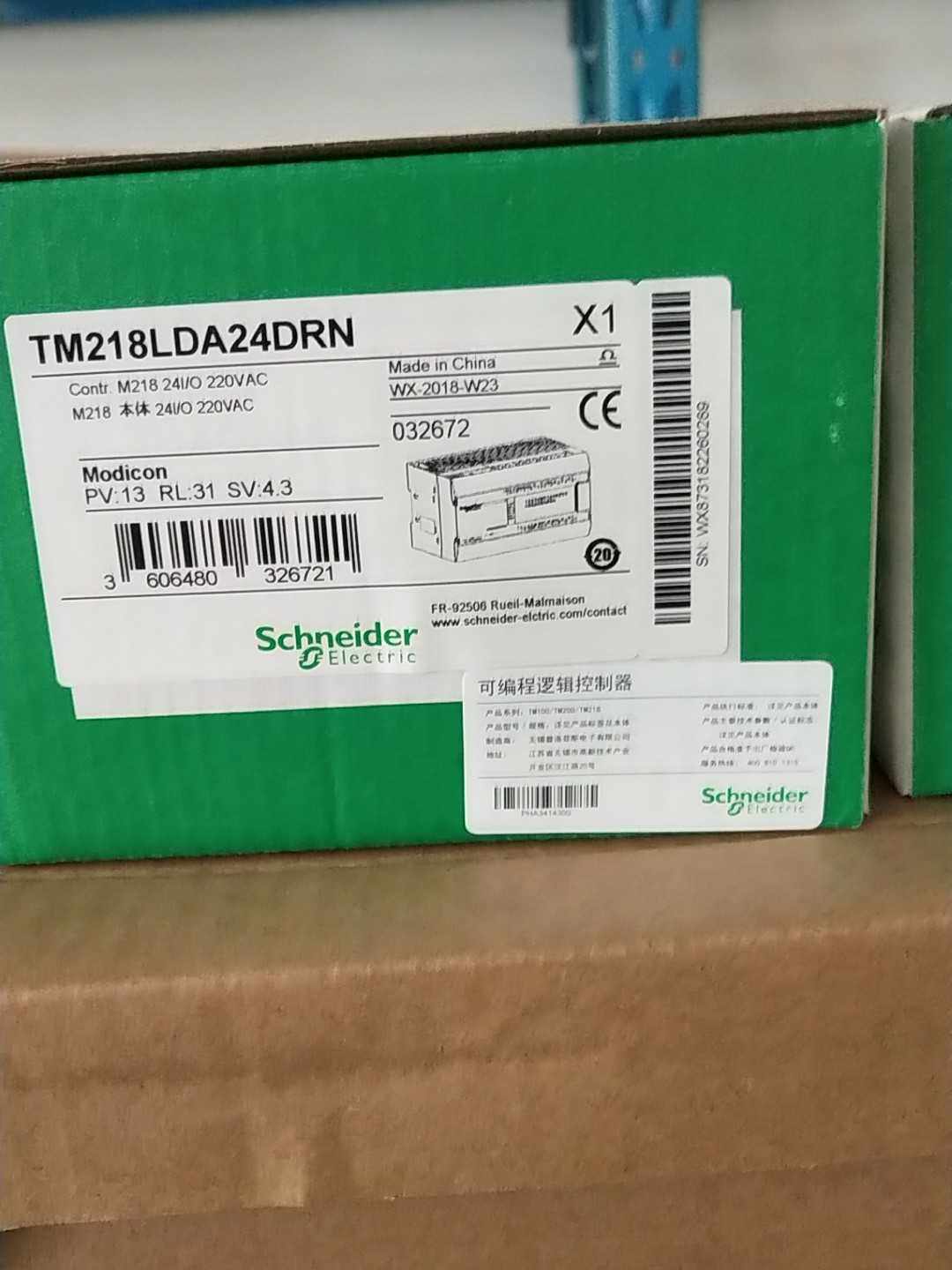Schneider施耐德PLC本体TM218LDA24DRN原装TM218LDA24DRN