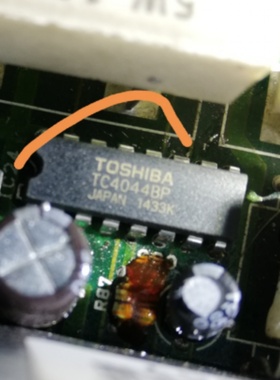 TC4044BP 四路三态R/S锁存器（四路NAND R/S锁存器）