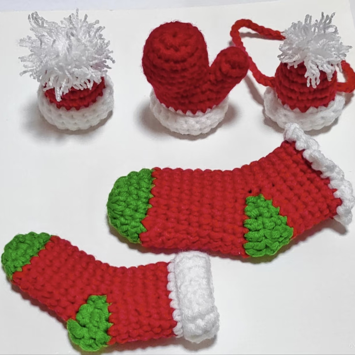 手工编织diy材料包毛线钩针圣诞袜子手套帽子挂件钥匙扣自制礼物