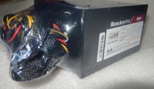 航嘉多核额定600w电脑电源 机箱主机台式机高端游戏静音电源