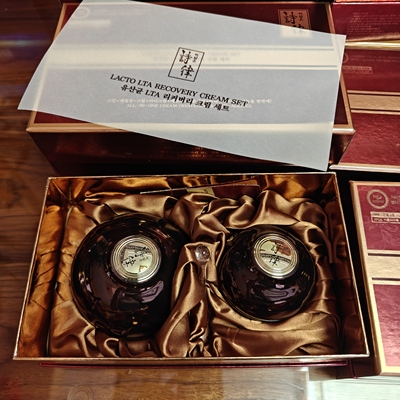 诗律提亮肤色滋润抗皱改善弹力