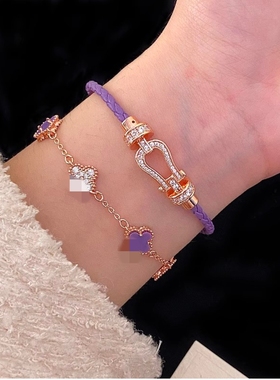 轻奢超闪四叶草花朵手链马蹄扣