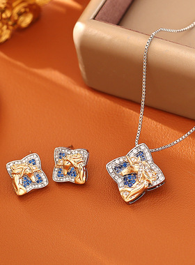 轻奢四叶花锆石生肖马锁骨链耳钉