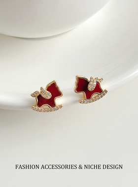 轻奢本命年红色小马耳钉项链女精致复古气质高级感时尚耳环锁骨链