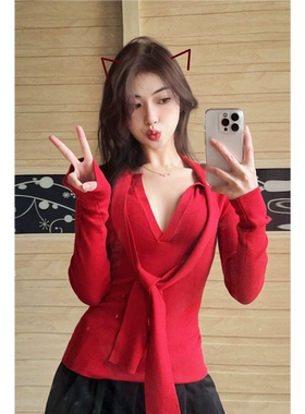 红色系带v领针织衫女春秋2025新款辣妹设计感内搭打底衫长袖上衣