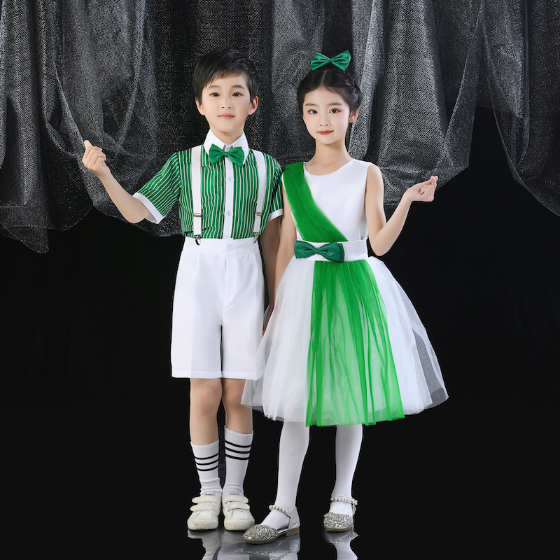 新款六一儿童节演出服小学生女款蓬纱裙男款绿色背带裤表演合唱服