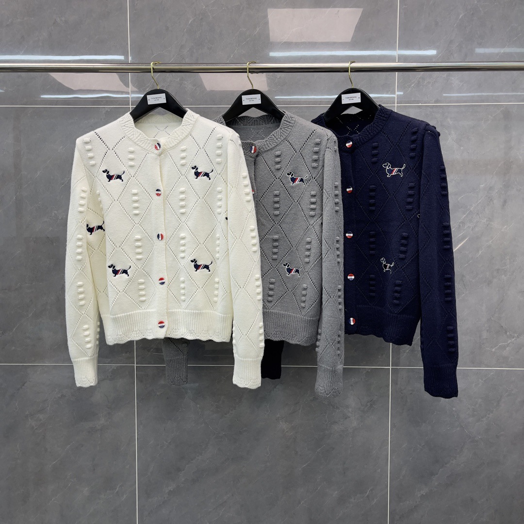 tb学院风刺绣小狗波浪边菱格针织开衫24秋冬显瘦减龄百搭毛衣外套