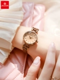 Брендовые маленькие трендовые модные ретро часы, тонкий ремешок, в корейском стиле, простой и элегантный дизайн
