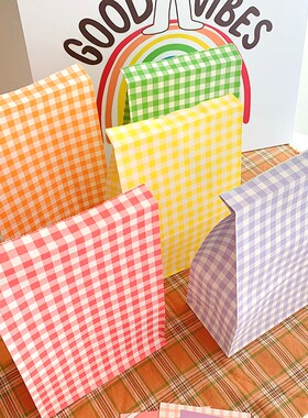 韩风ins简约彩色格子纸袋礼品袋包装袋糖果杂物收纳纸袋摆拍道具