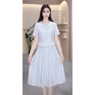 连衣裙2025新款今年流行爆款中年女士妈妈装夏季减龄连衣裙