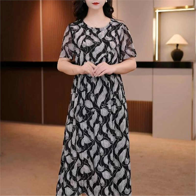连衣裙2025新款今年流行爆款夏季新款大码女装连衣裙遮肉显瘦收腰