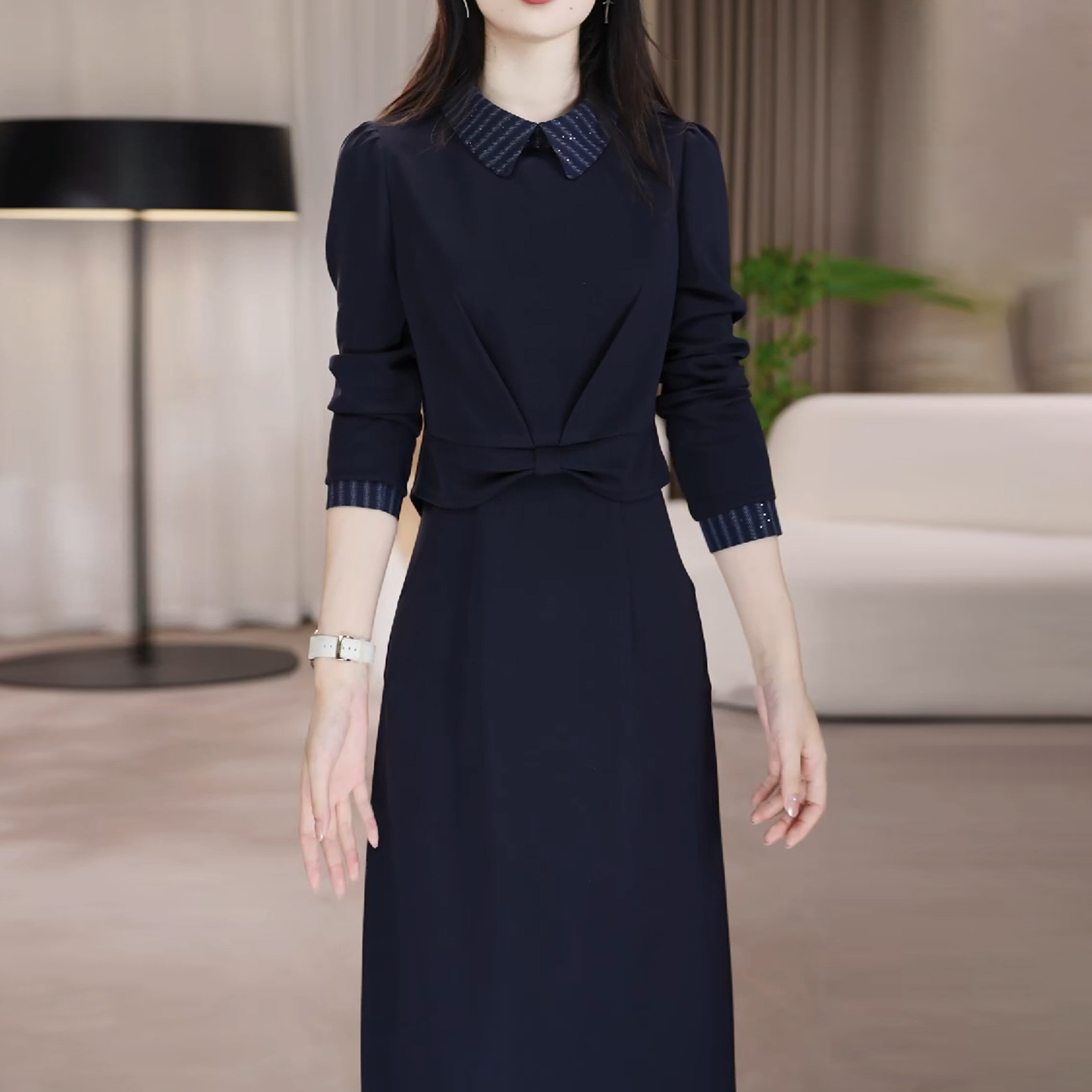 连衣裙2025新款女春秋十三行爆款妈妈高档长袖轻奢高级感配大衣冬