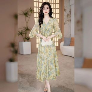 显瘦鱼尾裙子 连衣裙2025新款 今年流行爆款 女人味碎花夏季 气质修身