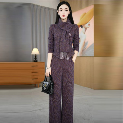 艾丝琪好看围巾休闲套装女2025新款秋冬修身减龄上衣阔腿裤两件套