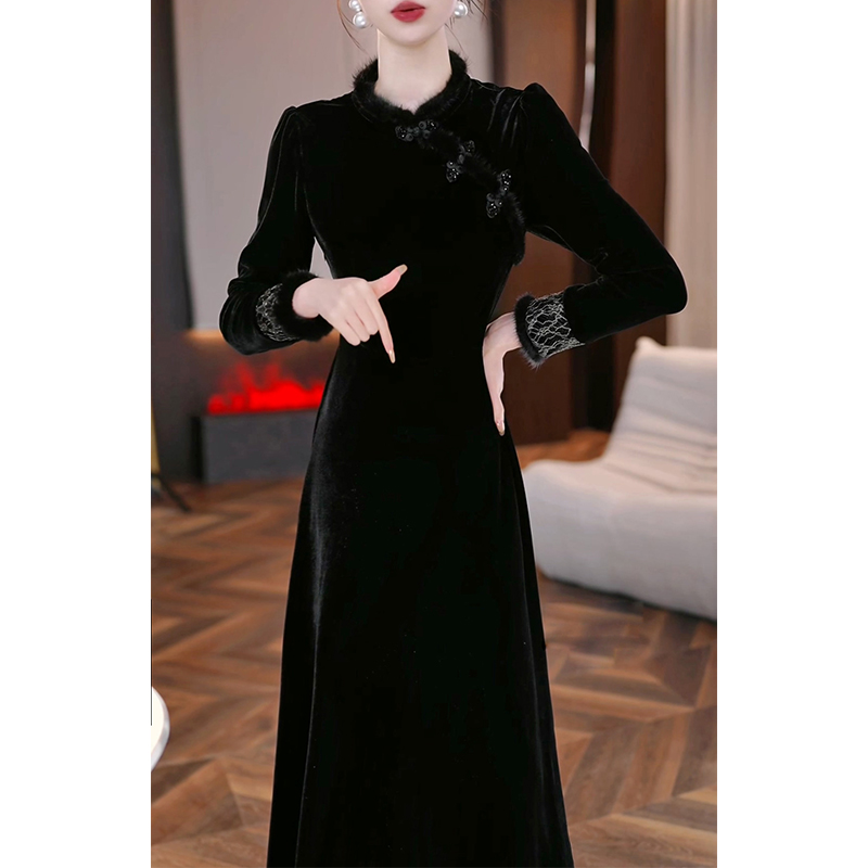 高端国风改良旗袍连衣裙女2025年秋冬新款妈妈金丝绒毛领加厚裙子