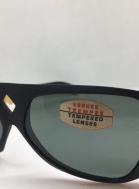 vintage 60年代末 厚实板材 磨砂黑框太阳镜 墨镜玻璃镜片 法国