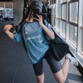 女夏季 训练瑜伽服上衣罩衫 大码 t恤健身短裤 宽松短袖 速干运动套装