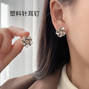 塑料针养耳洞耳钉时尚花瓣满镶钻个性设计镂空花形耳环S925银针女