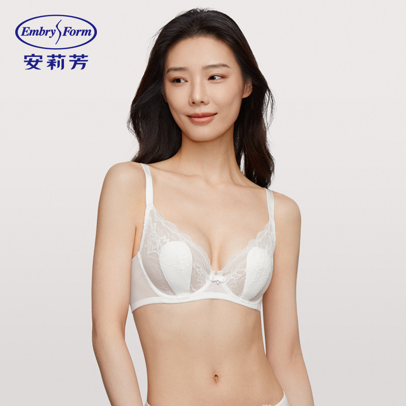 安莉芳蕾丝兔耳朵超薄单层围防凸点文胸女士大胸显小内衣EBW0667