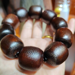 天然披毛犀桶珠手串,鱼籽纹,竹丝纹清晰,25桶珠