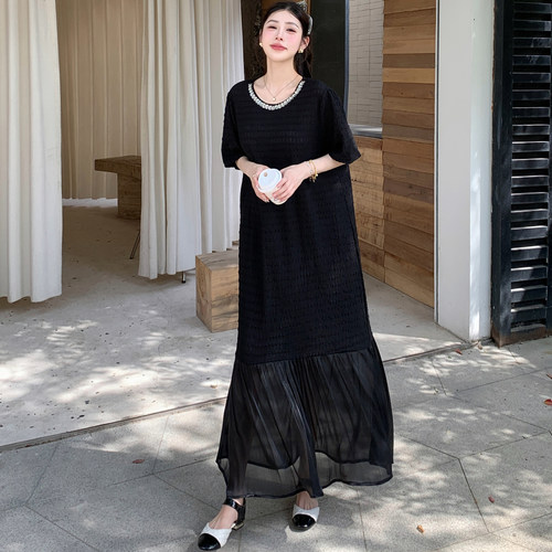 2026夏新款大码女装慵懒风拼接短袖连衣裙重工设计感休闲过膝长裙