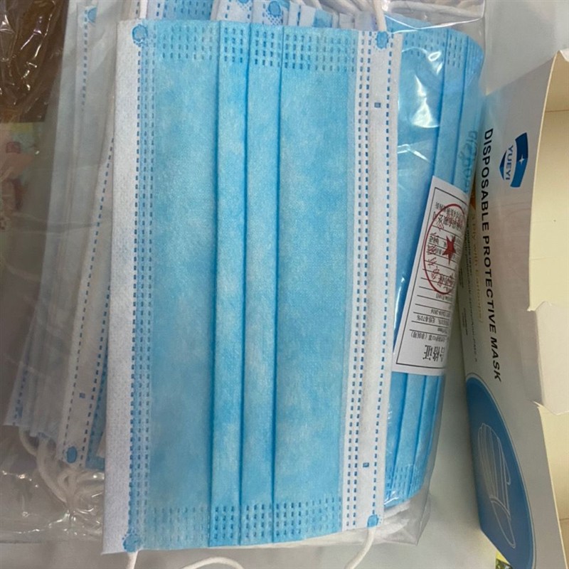 广东发货50个包邮一次性口罩加厚三层熔喷滤布出口品质蓝色