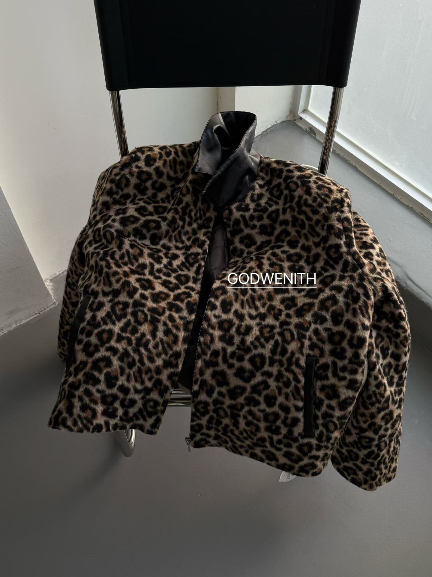 GOD财神2025秋冬新款美式复古拼皮领羊绒加棉超洋气豹纹外套女潮