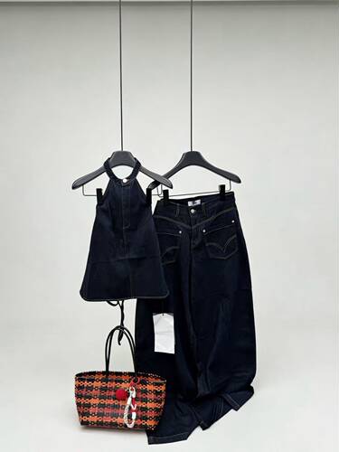 R13正品2026春季新款老钱假日挂脖露背吊带+牛仔阔腿牛仔裤套装女
