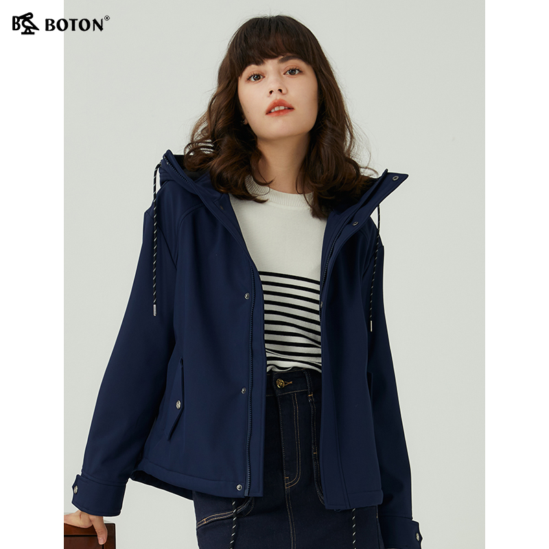 波顿休闲短款经典连帽设计