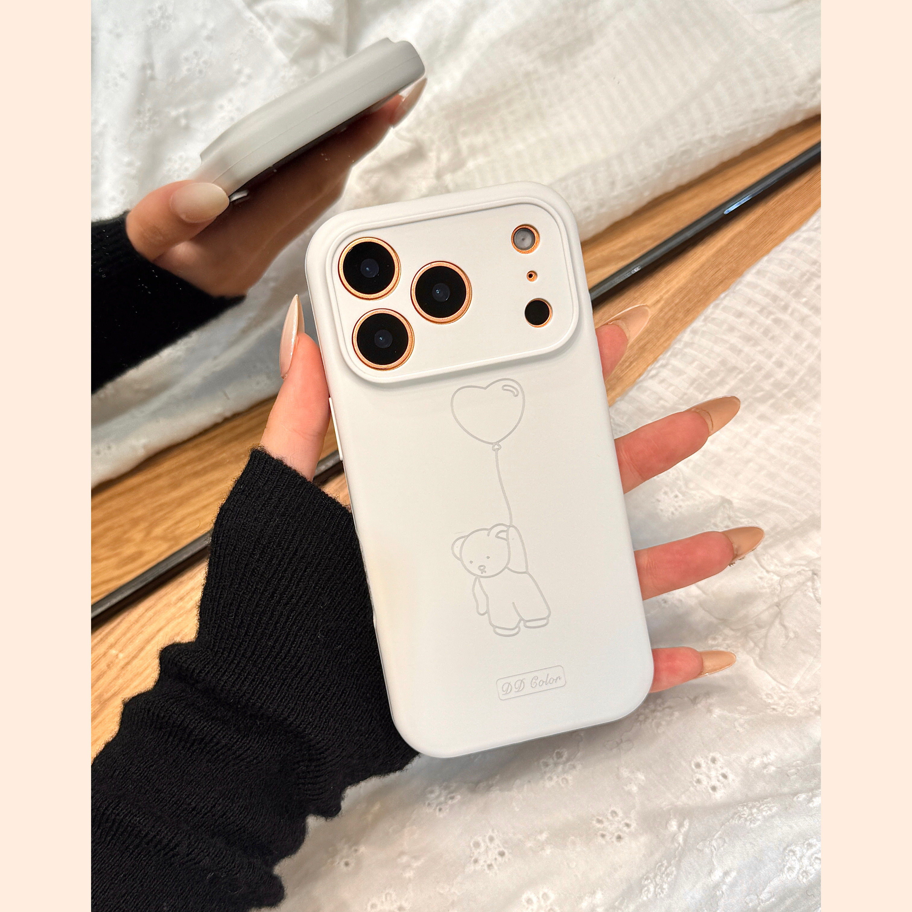 白色液态硅胶线条爱心气球小熊适用于iphone17promax苹果14手机壳15新款16pro女13高级感17pm全包磨砂防摔套