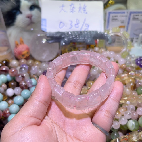 粉晶手牌