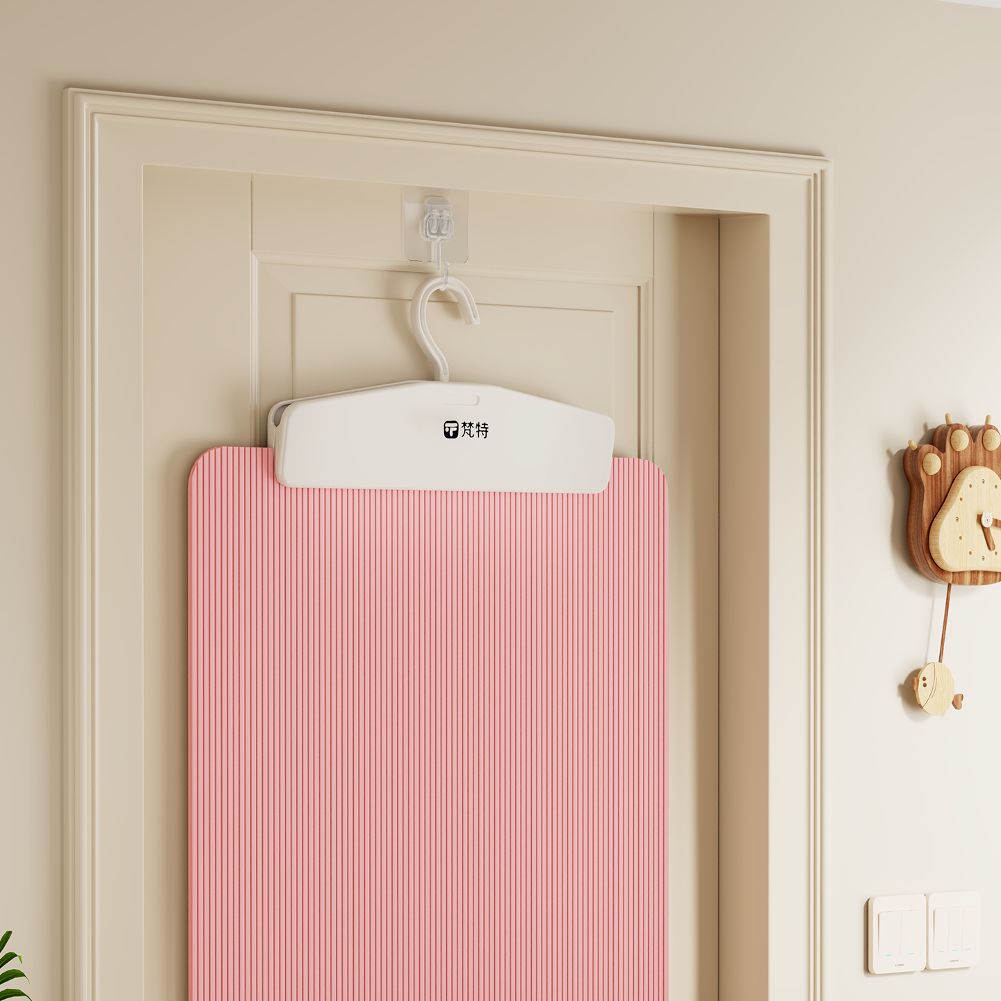 门上瑜伽垫收纳神器家用上墙壁挂式地毯置物架省空间无痕防滑夹子,收纳整理,运动器材收纳用具,淘宝优惠券,粉丝福利购,淘宝优惠卷