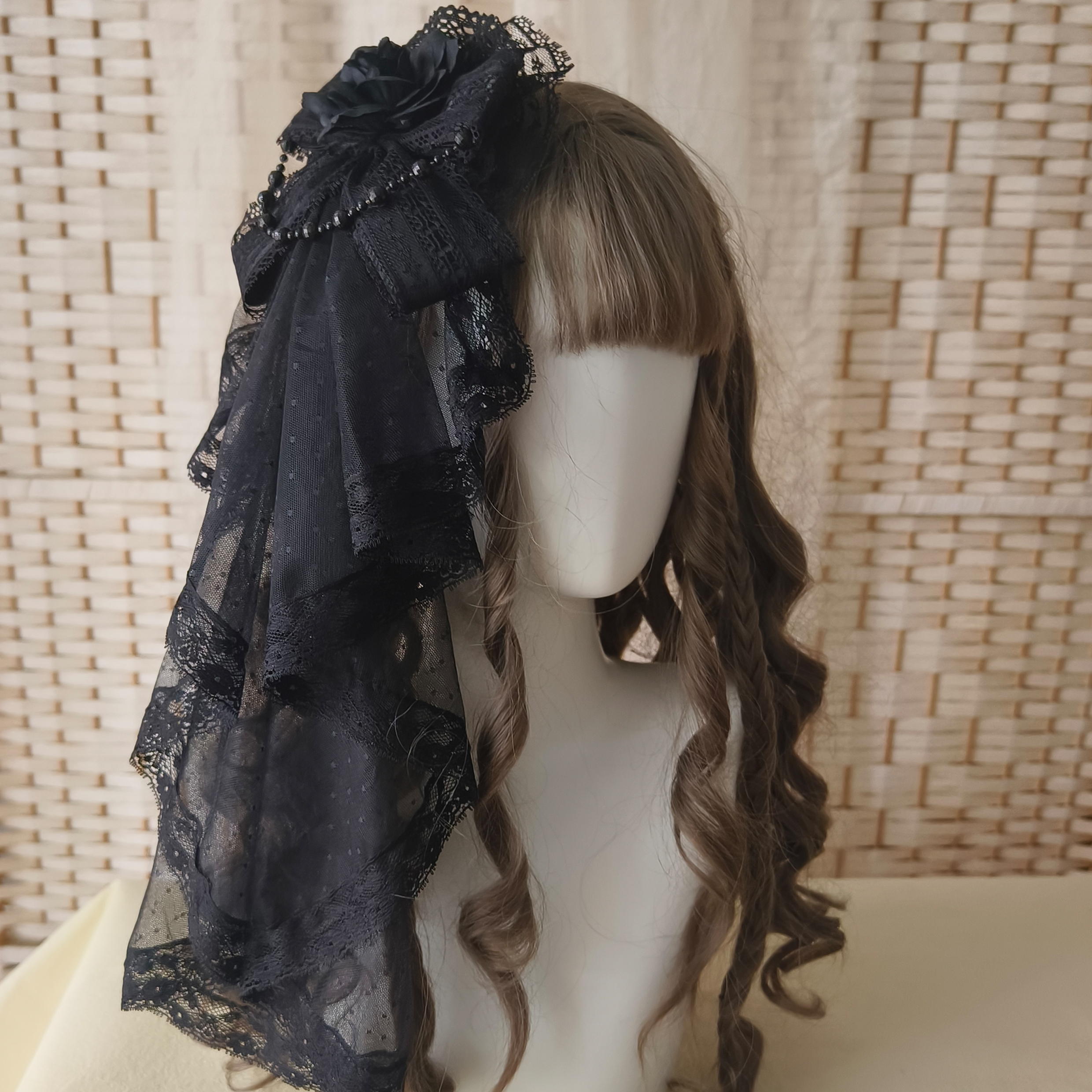 黑色花丸边夹花嫁头纱哥特暗黑风