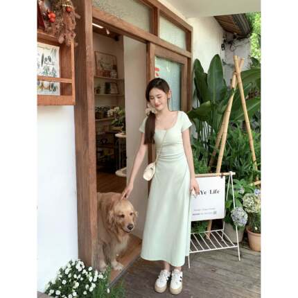 吾小画浅 夏曼波绿法式气质修身收腰纯欲风内搭显瘦A字短袖连衣裙