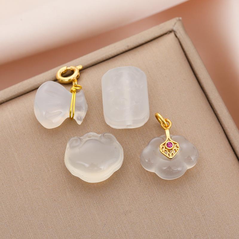 天然白玛瑙猫头猫爪平安扣