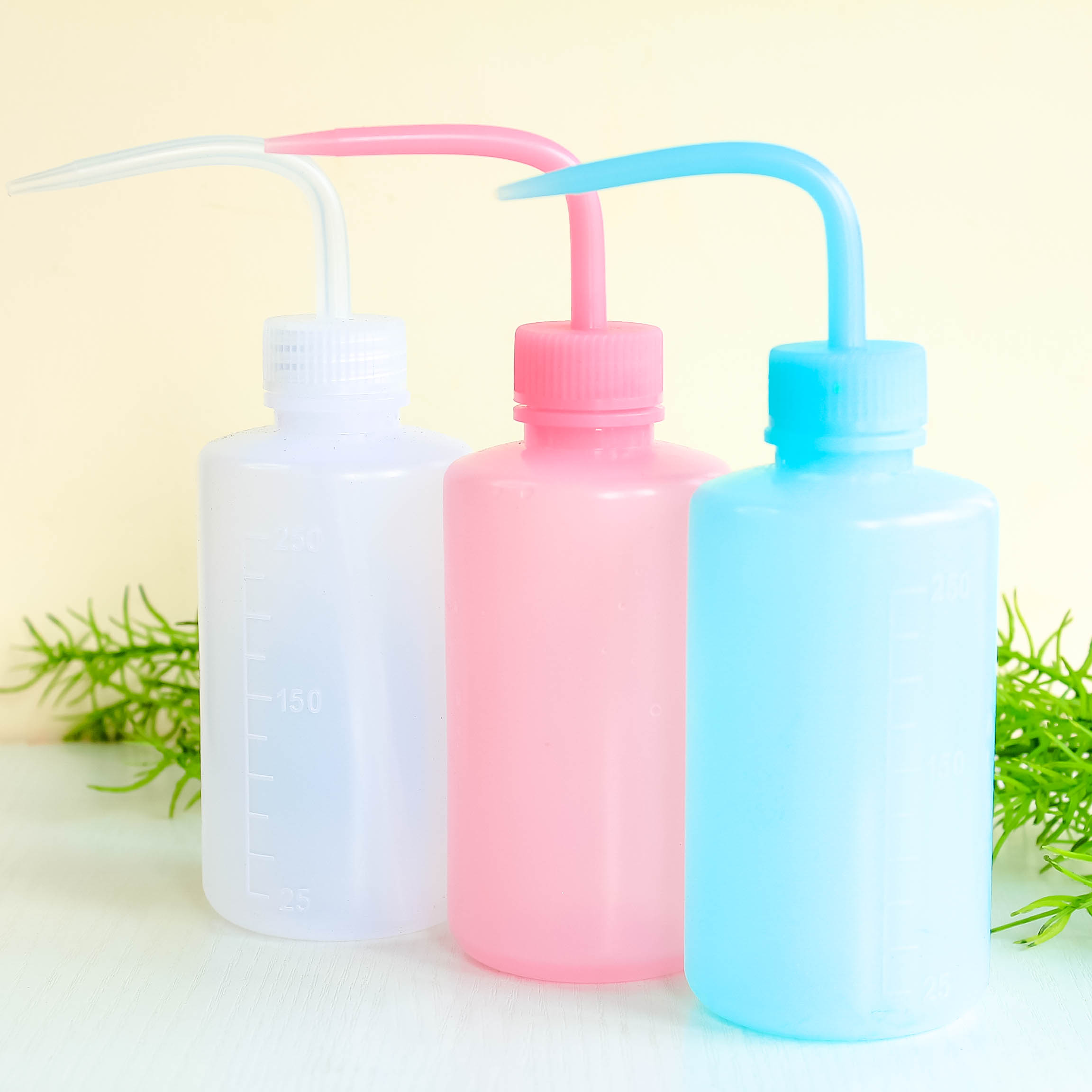 彎嘴壺彎嘴瓶250ml500ml園藝用品塑料多肉植物澆水水壺白色九月葵
