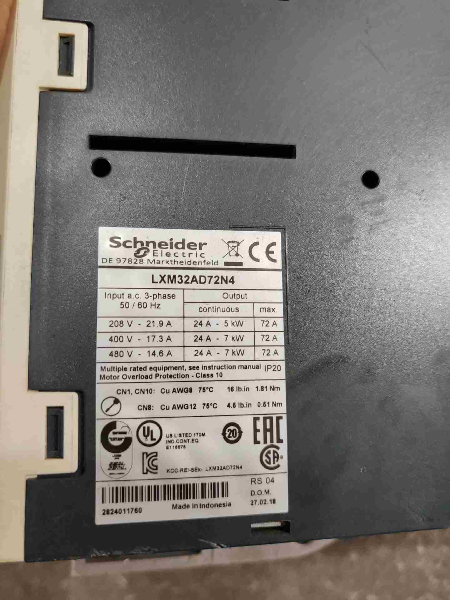 询价拍货 原装拆机施耐驱动器LXM32德AD72N4