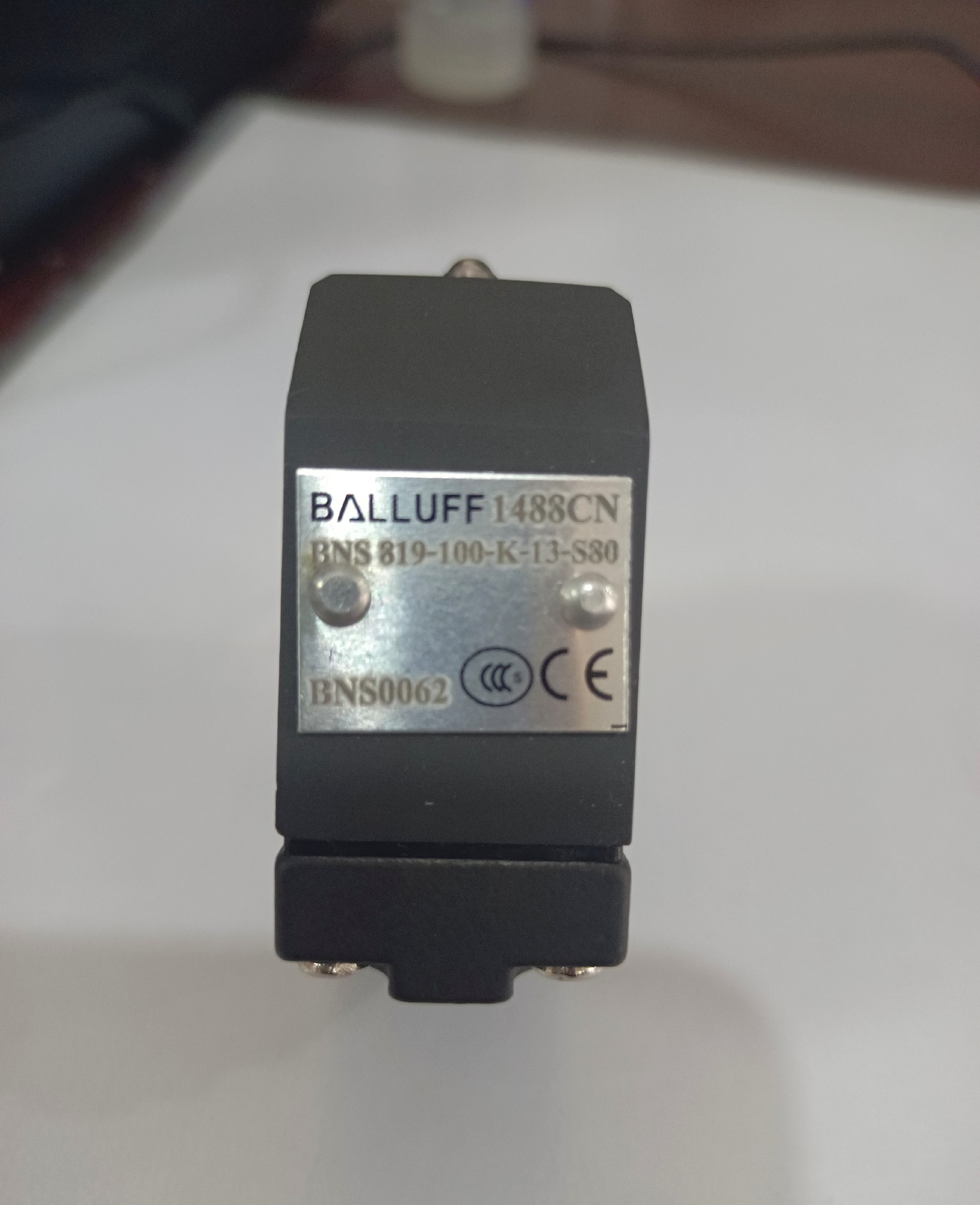 议价....询价巴鲁夫行程开关型号齐全，都有现货量大优惠议价