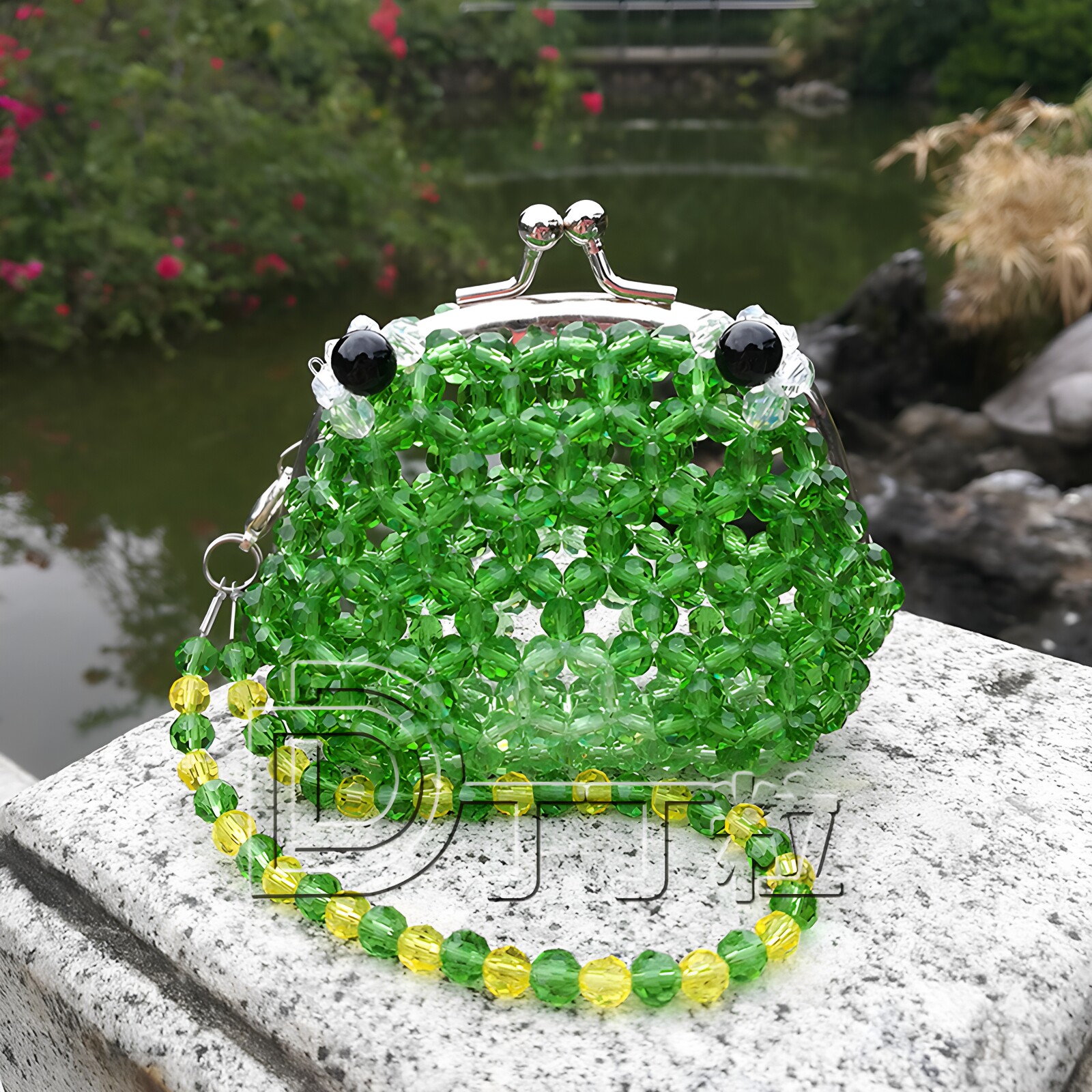 手工串珠绿色水晶青蛙零钱包