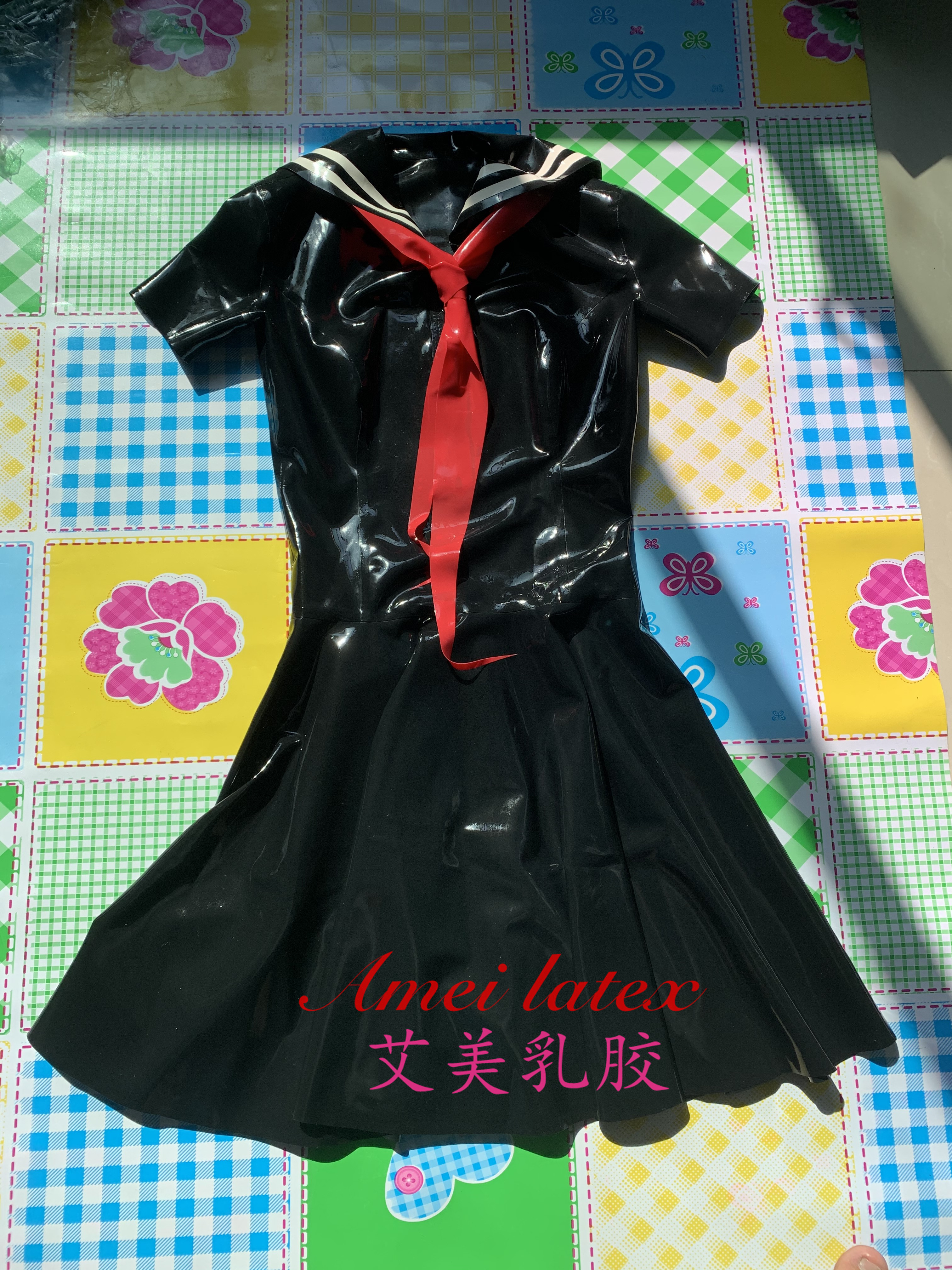 乳胶连衣裙 水手服连衣裙 kig 打底裙 红领巾 套装
