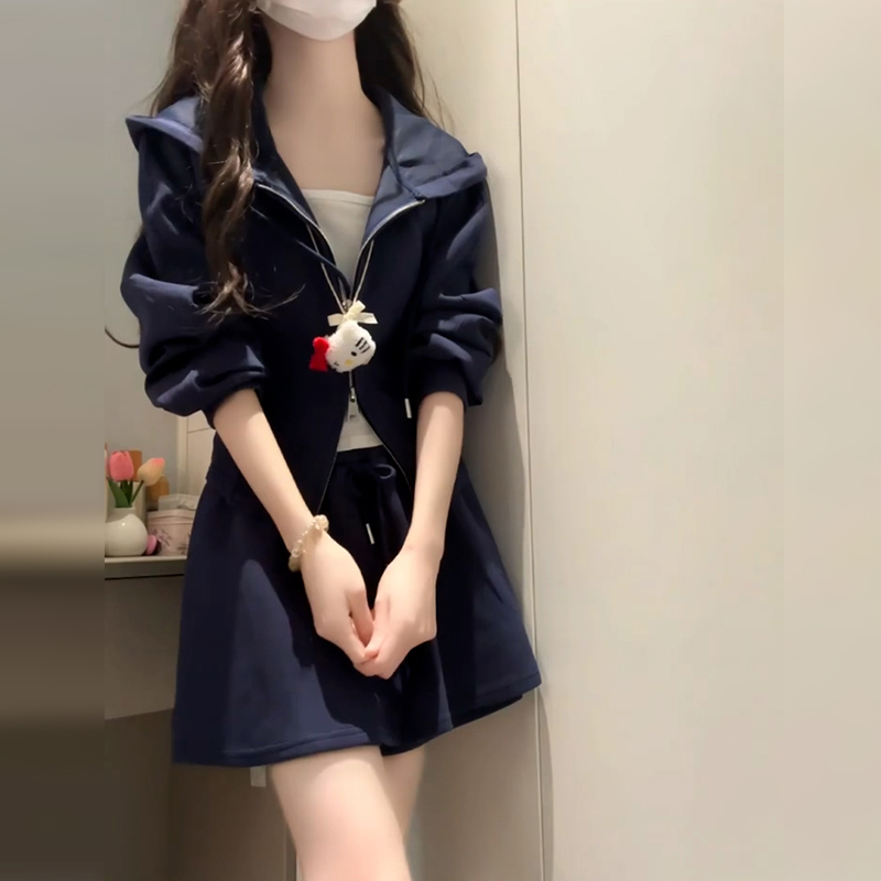 小心机穿搭卫衣套装连衣裙女2025新款爆款春季小个子藏青色短裙子