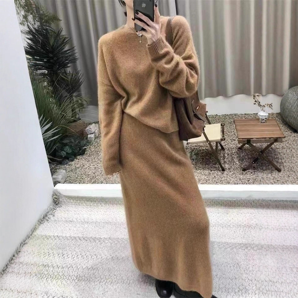 慵懒风针织套装裙女2025秋冬新款温柔风时尚毛衣半身裙