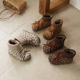 ins法式勃肯靴2025冬季新款韩版女童复古波点毛线口绒面加绒短靴