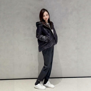 THEORY女装 短款A版宽松连帽羽绒服 O0907402