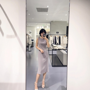 Theory女装高级灰榉木灰色三醋酯纤维混纺船领连衣裙 L0109606