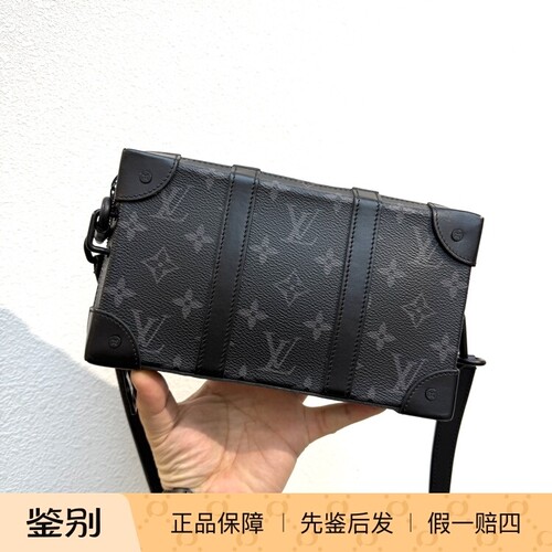 99新louis vuitton路易威登Trunk wllet黑花lv盒子包单肩斜包
