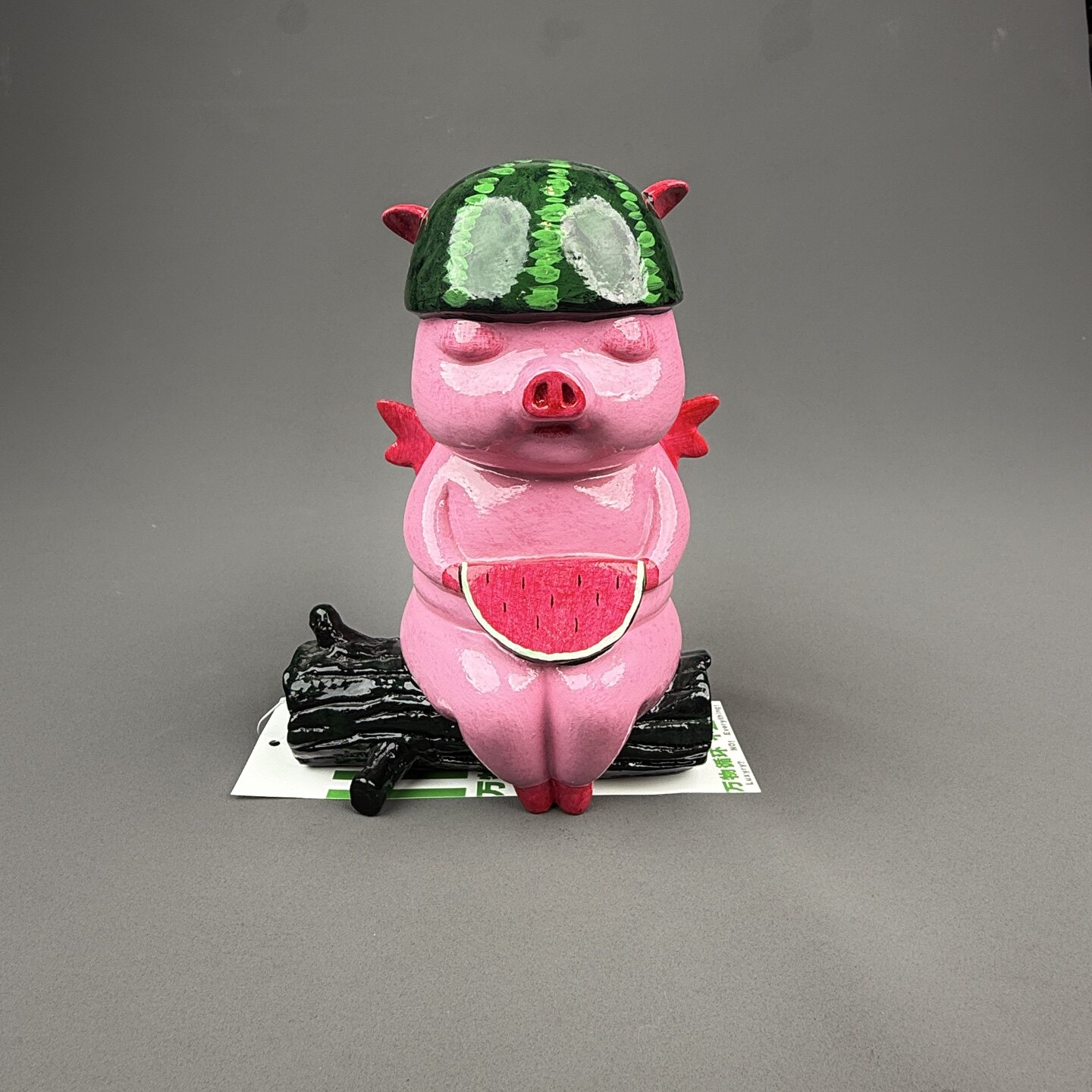 万物二奢 95新 吃瓜少年雕塑粉色小猪摆件